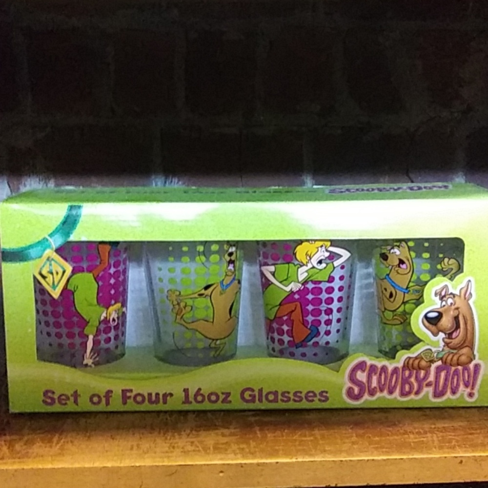 Scooby Doo and Shaggy Pint Glass set of 4